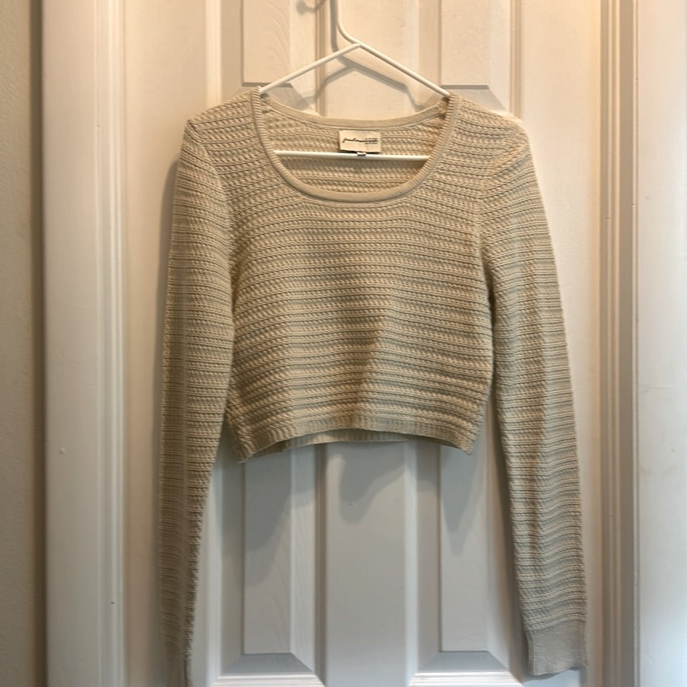 Cropped sweater